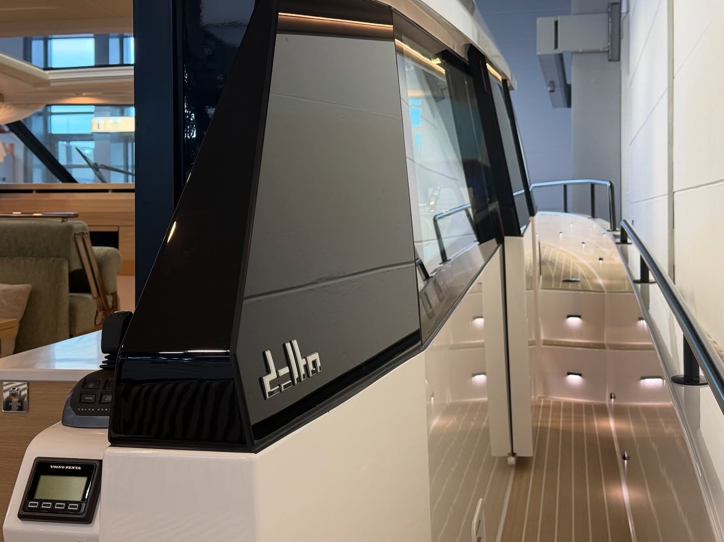 Delta_48_Etesian_Marine_3