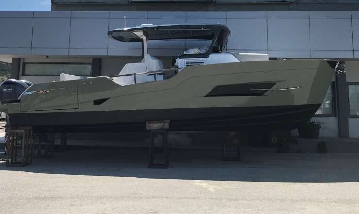 New LION YACHTS arrival