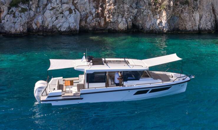 New 2026 QUARKEN 35 Cabin Tourer handover