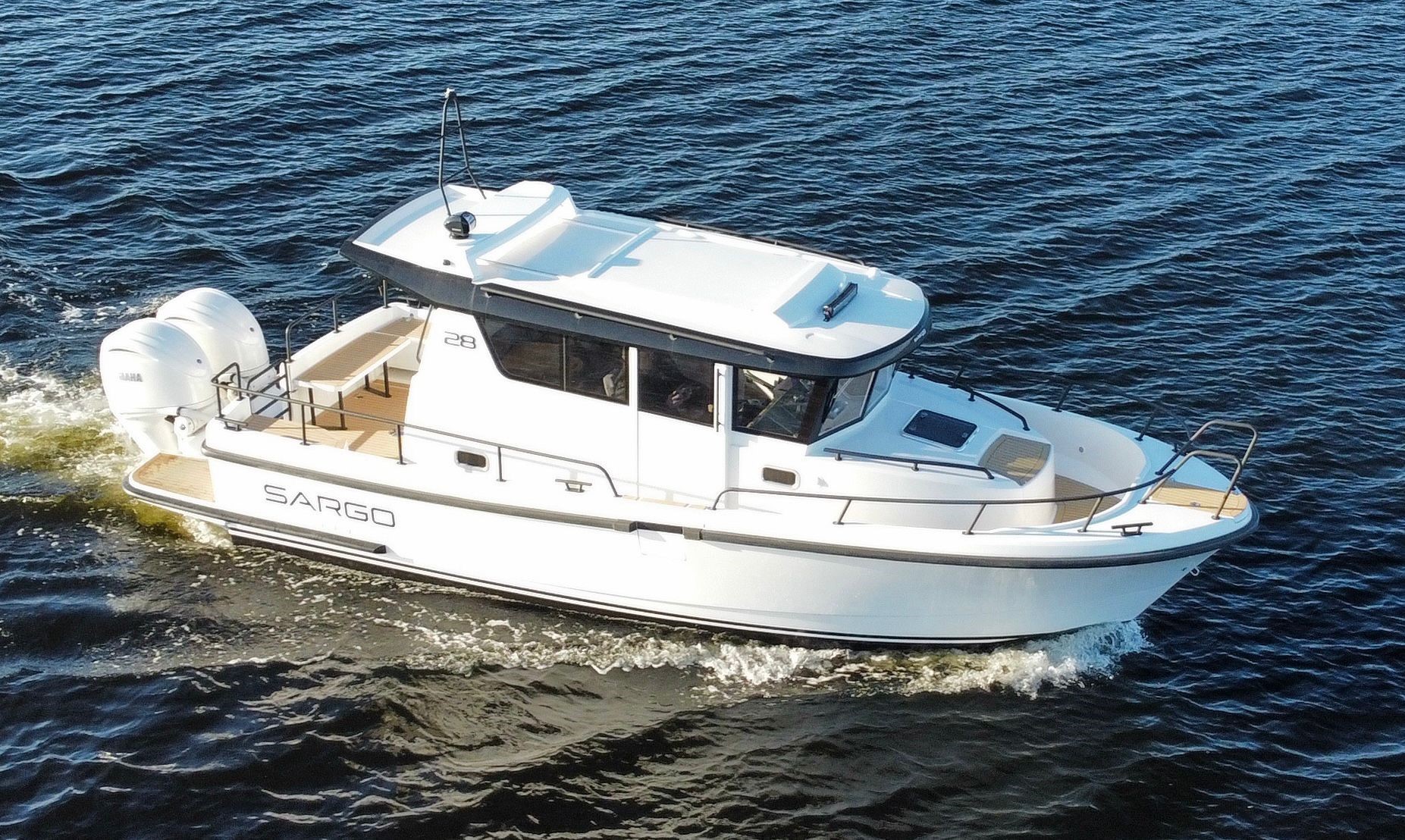 SARGO_28_Outboards